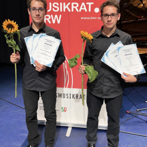 Aleksandr und Aleksei Kushnerev